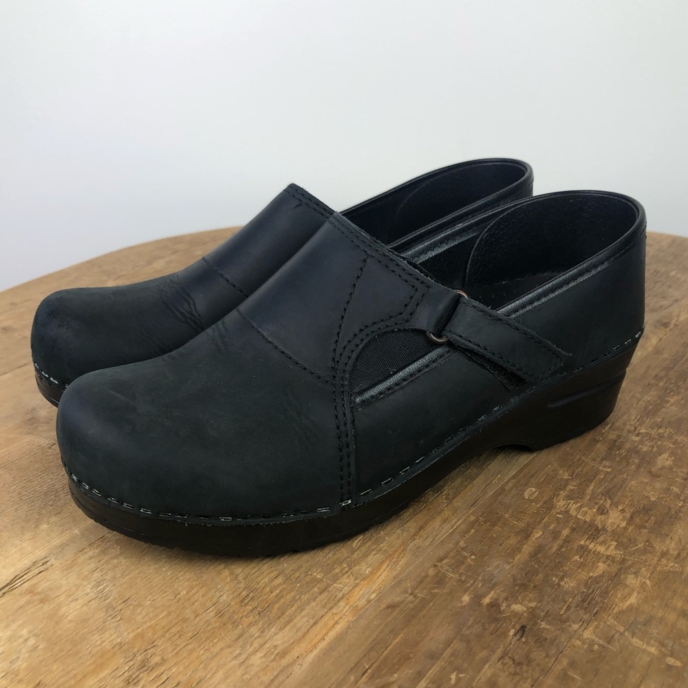 Dansko Black with buckle 39